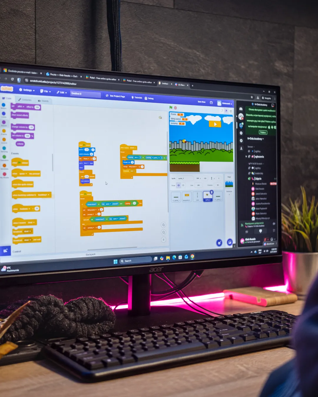 Własna gra ucznia uruchomiona w środowisku Scratch