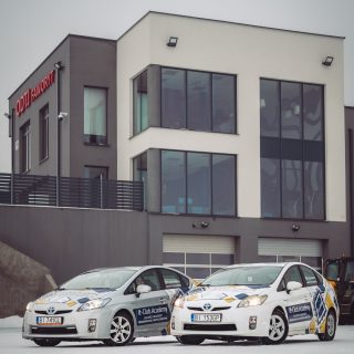 Uczymy się zawsze.

Zmieniły się warunki pogodowe, drogi stały się bardziej wymagające. Dlatego&nbsp;razem pojechaliśmy na&nbsp;tor @odtj.faworyt.wasilkow, żeby trenować w&nbsp;praktyce.

✓ kontrola auta na&nbsp;śliskiej nawierzchni
✓ poślizgi pod&nbsp;kontrolą
✓ hamowanie awaryjne
✓ pokonywanie zakrętów

Nie dla&nbsp;adrenaliny. Dla&nbsp;bezpieczeństwa i&nbsp;pewności siebie.

IT-Club.Academy = rozwój w&nbsp;każdej sytuacji.

 #itclubacademy #it_club