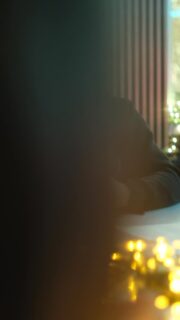 Dwie rundy.
Dwa głosowania.
Dwa razy… wygrywa Mafia.

Mieszkańcy próbowali łączyć fakty.
Analizowali słowa.
Szukali potknięć. A&nbsp;Mafia…
Spokój. Kontrola. Manipulacja jak u&nbsp;zawodowców.

Każdy wczuł się w&nbsp;swoją rolę.
Były oskarżenia. Były zwroty akcji. Była cisza przed werdyktem.
Klimat taki, że&nbsp;nikt nie mrugał. Na&nbsp;razie 2:0 dla&nbsp;Mafii.

Pytanie brzmi:
kiedy mieszkańcy się odegrają? 👀

Ciąg dalszy nastąpi…

___
Twoje dziecko również może rozwijać swoje umiejętności analityczne. Umów się na&nbsp;spotkanie próbne.

🧑🏼‍🏫 Mateusz Bielski - Kierownik Klubu
📞 667 480 083
📍 Legionowa 14/16 lok. 102, Białystok

#itclubacademy #Edukacja #kursydladzieci #it_club