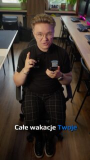 Czas skończyć granie. Pora na&nbsp;tworzenie własnych gier w&nbsp;5 dni!

Podczas letnich warsztatów IT w&nbsp;It_Club dzieci i&nbsp;młodzież poznają dwa światy tworzenia gier – Roblox Studio oraz&nbsp;Unity 3D. Zamiast tylko korzystać z&nbsp;gotowych produkcji, nauczą się, jak powstają gry od pomysłu aż do&nbsp;działającego projektu.

📅 03.08–07.08
📅 10.08–14.08

Uczestnicy:
✔ poznają podstawy tworzenia gier,
✔ zbudują własny świat 3D,
✔ opracują mechaniki gry – punkty, przeszkody i&nbsp;ruch postaci,
✔ stworzą pierwszą grywalną grę,
✔ będą testować projekty innych uczestników i&nbsp;rozwijać własne pomysły.

Dzieci rozwijają logiczne myślenie, kreatywność, planowanie i&nbsp;uczą się realizować własne pomysły krok po&nbsp;kroku. Na&nbsp;koniec każdego turnusu wyjadą z&nbsp;własną grą i&nbsp;nowymi umiejętnościami.

📍 Centrum Białegostoku, ul. Legionowa 14/16 lok. 102

✅ małe grupy
✅ gorący obiad
✅ 5 dni zajęć
✅ materiały do&nbsp;zajęć
✅ dodatkowe wydarzenia i&nbsp;wyjścia
✅ opieka od 7:30 do&nbsp;17:00

Liczba miejsc jest ograniczona❗️

👉 Zapisy: link w&nbsp;bio lub:
📞 667 480 083